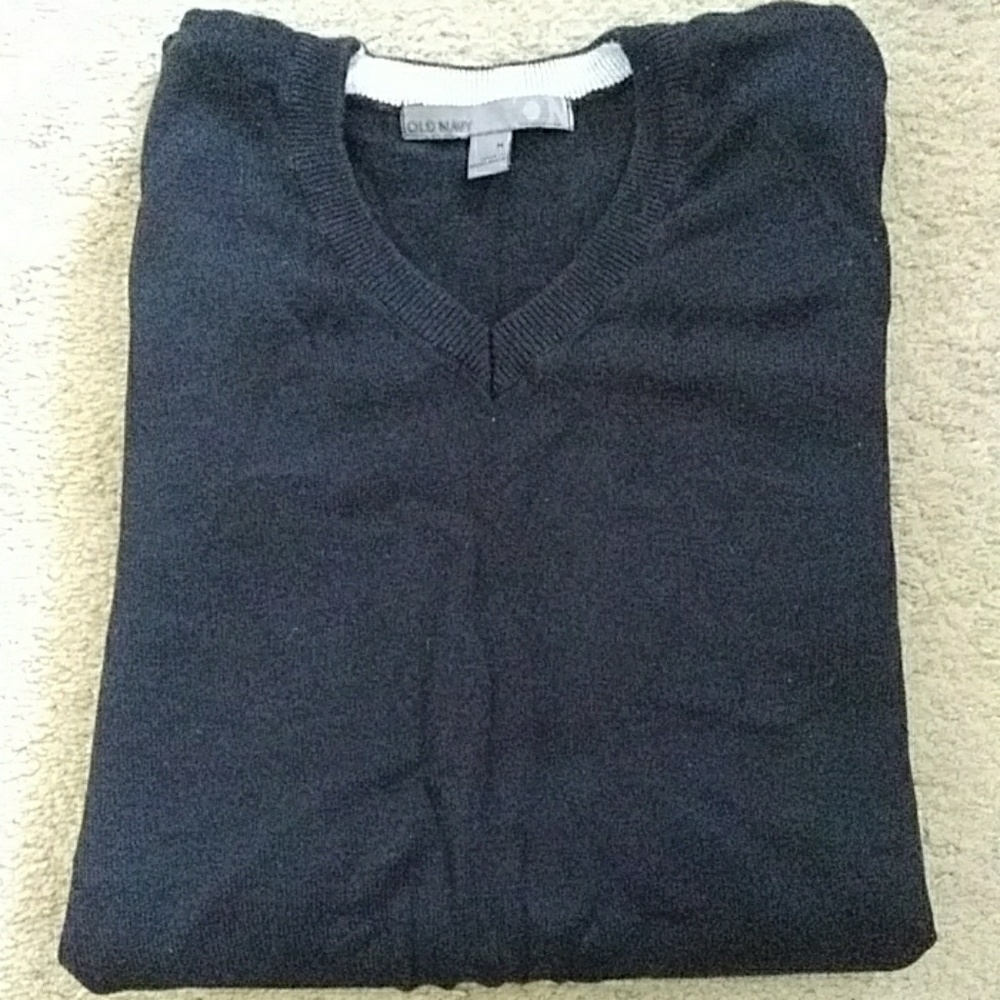 Men's Old Navy black sweatshirt
